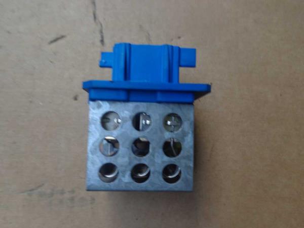 RESISTANCE CHAUFFAGE PEUGEOT 206 ( BLEU ) - Vue 1